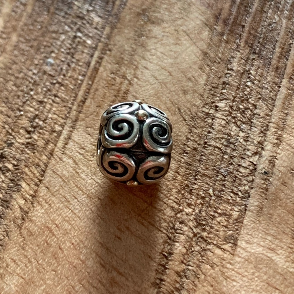 ✨ Pandora Elemental Flow Clip ✨